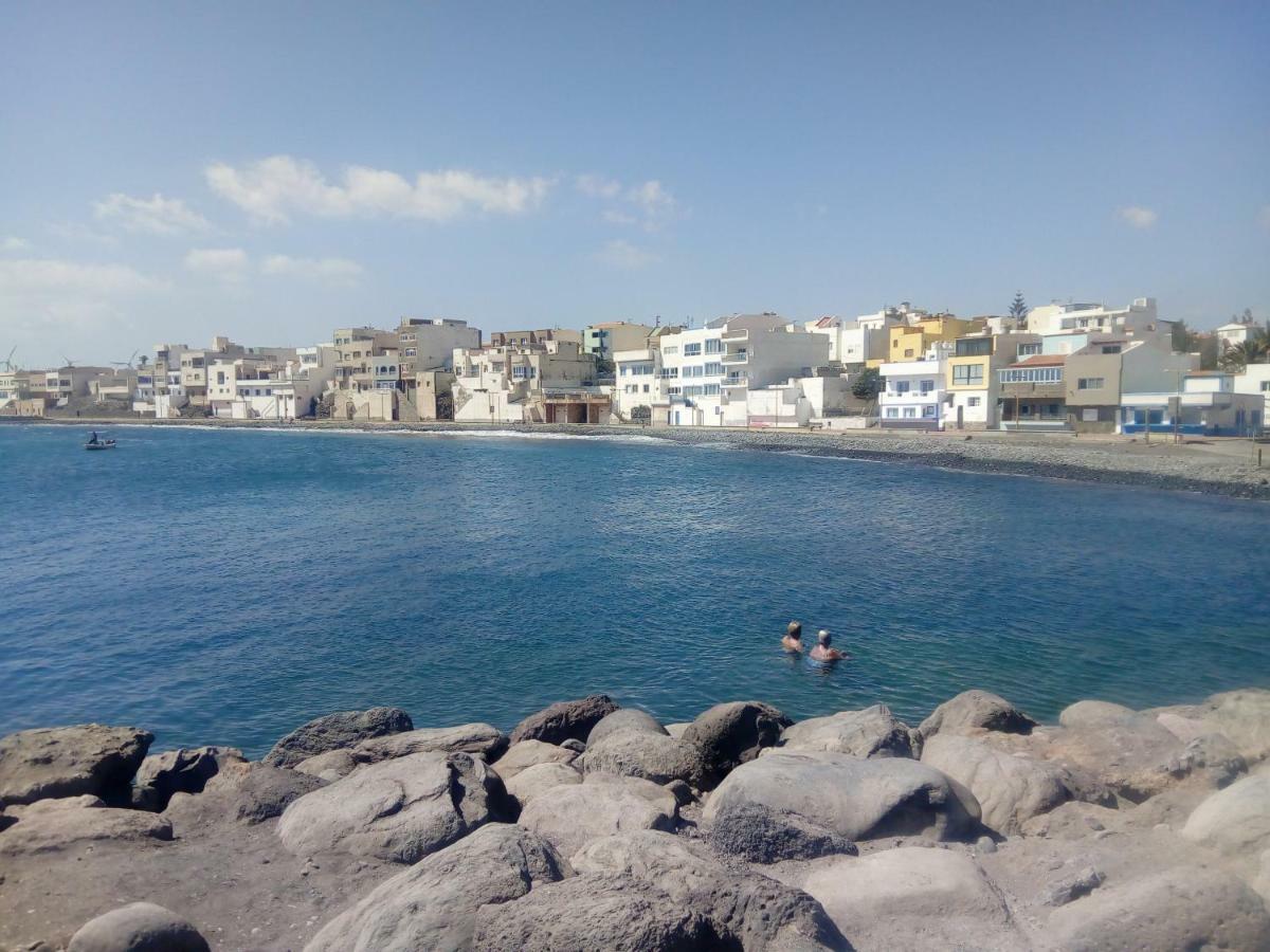Seaview Pozo Izquierdo Villa ภายนอก รูปภาพ
